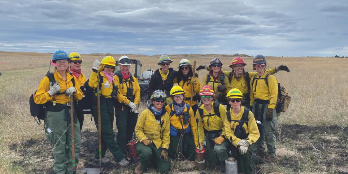 image.png 여성 소방관 컨퍼런스 훈련 중 대형화재, 주민 대피