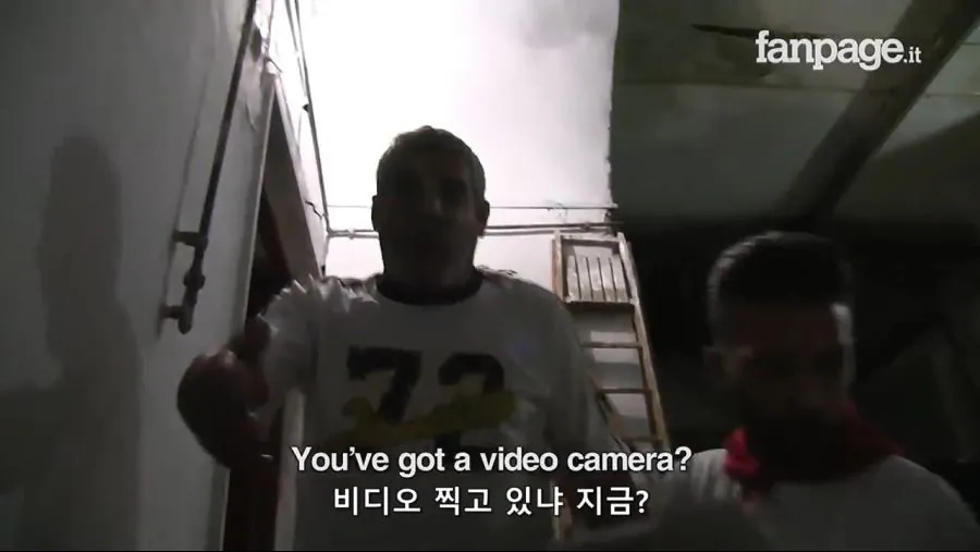 177fc8d2b5850247b.jpg 이탈리아 나폴리 , 실제 파인애플 피자 실험.jpg