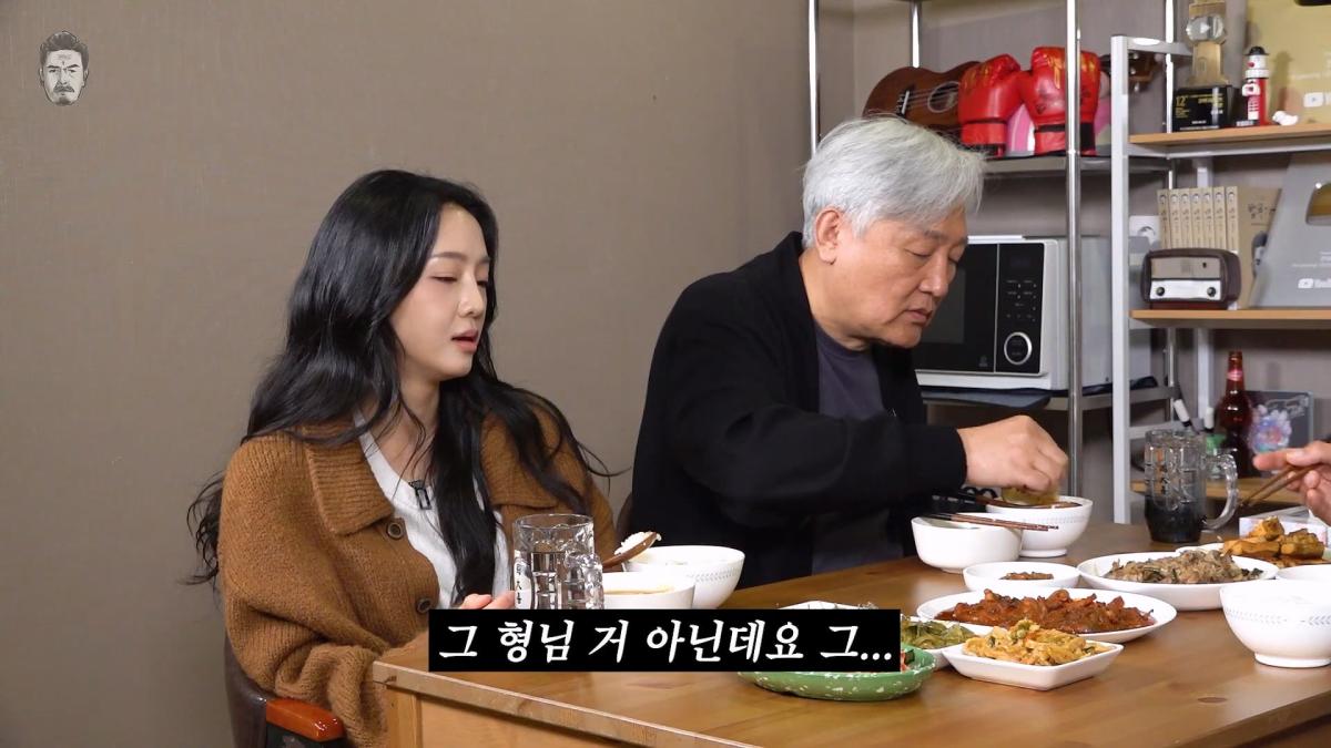 [밥묵자] 하버지랑 같이 와서 한마디도 못하고 밥만 씹고 간 하알라와 백반 한 끼_20260510_111941.699.jpg