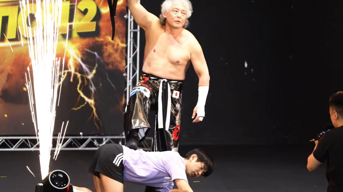 260509 PWS 레슬레이션2 - 타지리(with. 케인TV) vs 진개성 _ WRESTLE NATION 2 TAJIRI(with kaneTV) VS Jin Gae Seong 4-37 screenshot.png