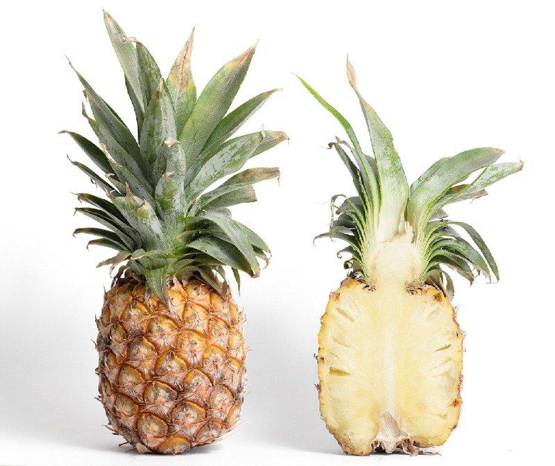 Pineapple_and_cross_section.jpg