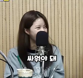 image.png 영포티햄 “20대 너네, 사실 우리 부럽지?” 영포티햄 “20대 너네, 사실 우리 부럽지?”