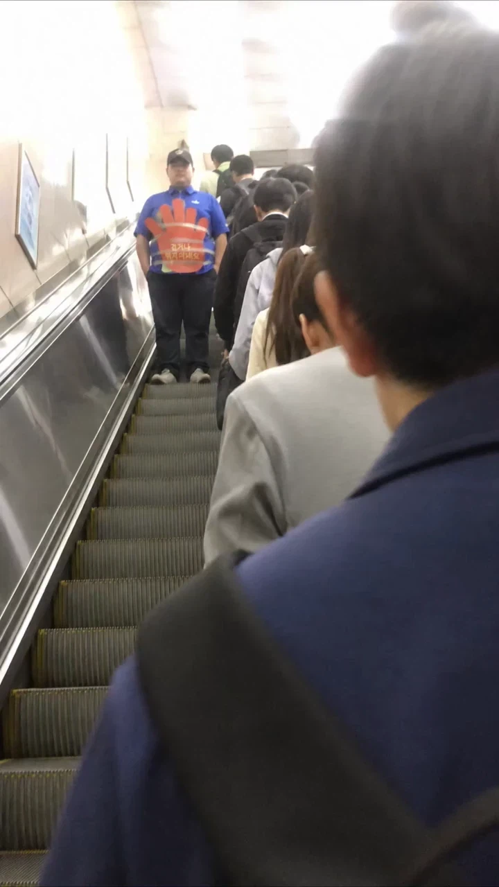19f3f227b014486c3.webp