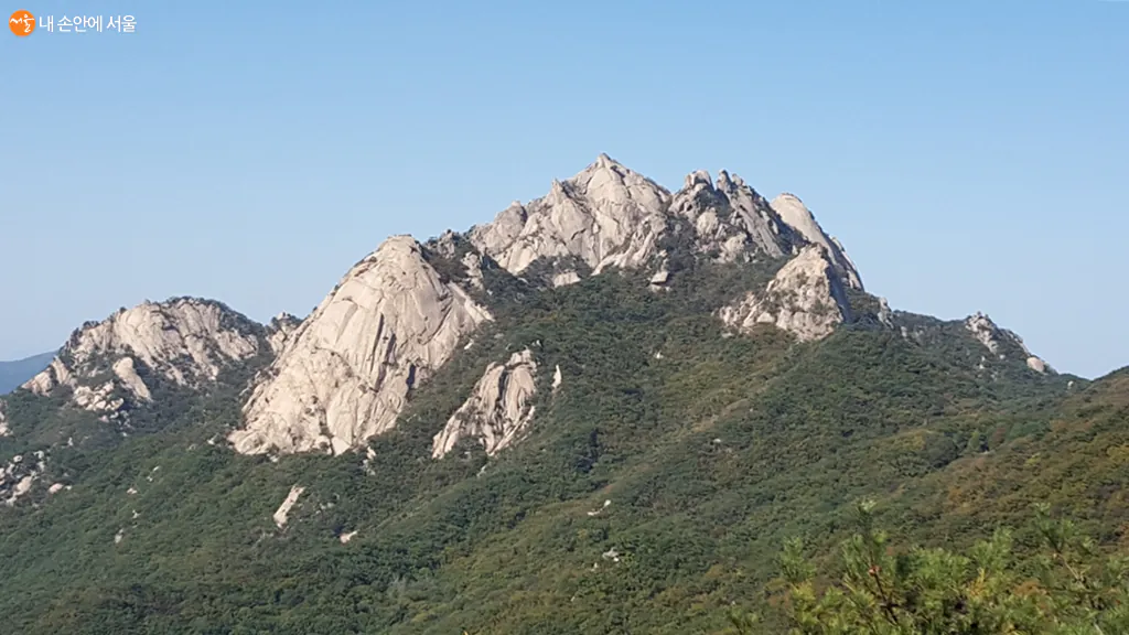 image.png 구한말 사진 속 장소를 추정하는데 성공 (아마도)