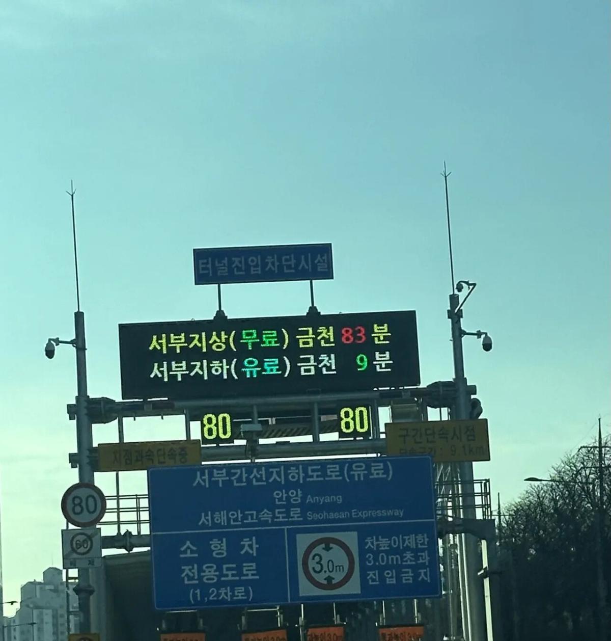 1786100591b866d6452ecd49158981f556d25ec5