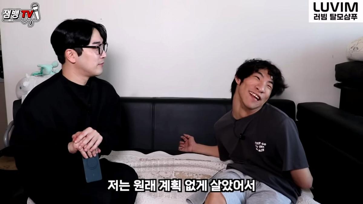 보고도 믿기 힘든 뇌성마비 장애인의 진짜 현실 _ 만능발_20260829_125538.561.jpg