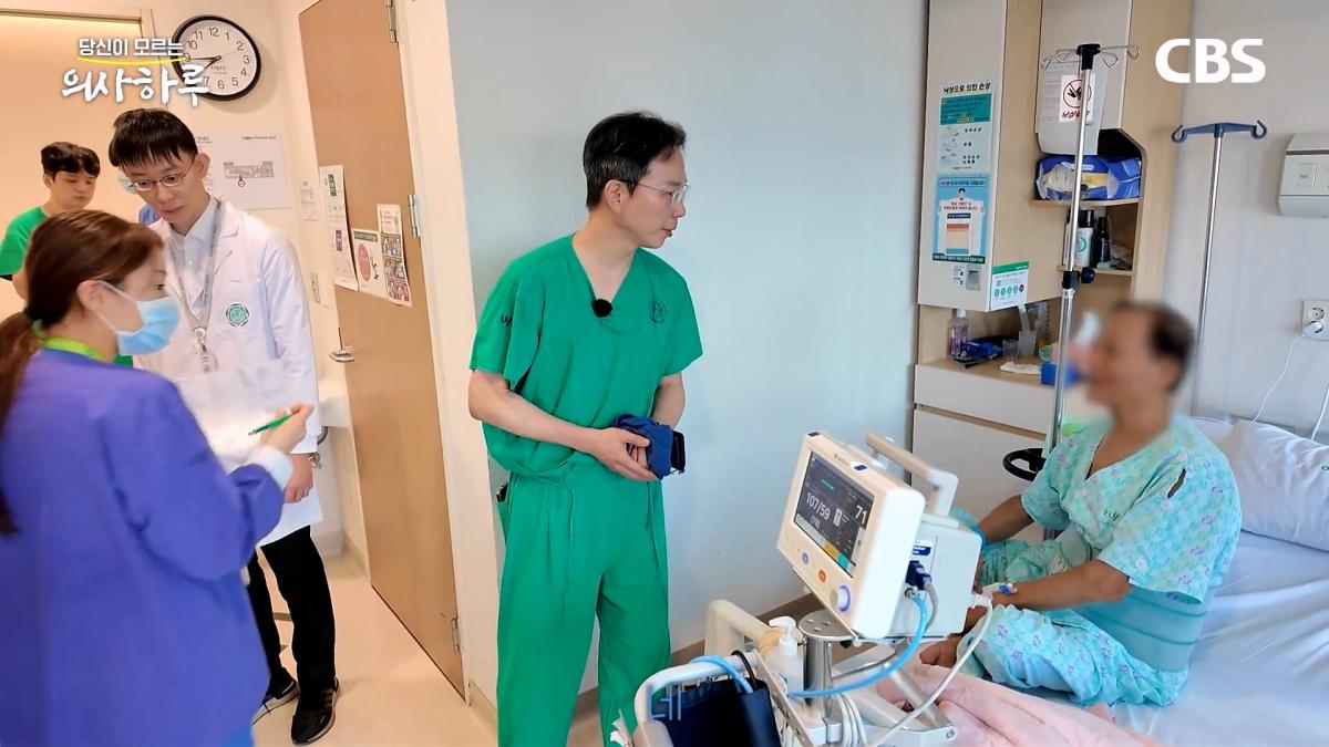 '수술.수술.수술' 전세계 유일의 대동맥혈관병원장의 하루는 이렇습니다!ㅣ송석원 흉부외과 전문의 [의사하루]_20260831_201430.321.jpg