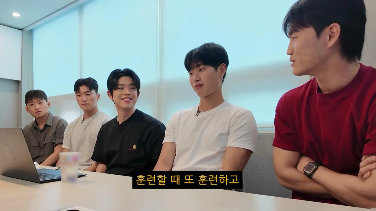 I will clear up the misunderstandings myself.mp4_20260905_144221.829.jpg 해병대 기수열외 훈련열외 댓글 해명하는 MC그리.jpg