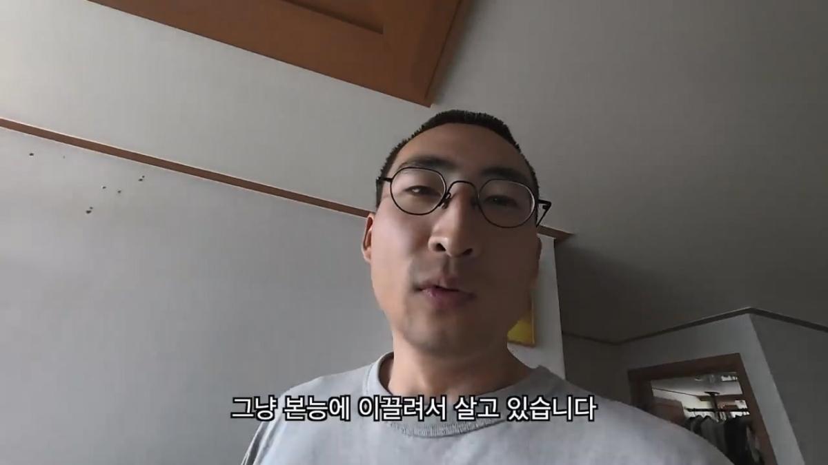 전재산 95만원, 서울 1평 고시원 입성기.mp4_20260915_150706.818.jpg