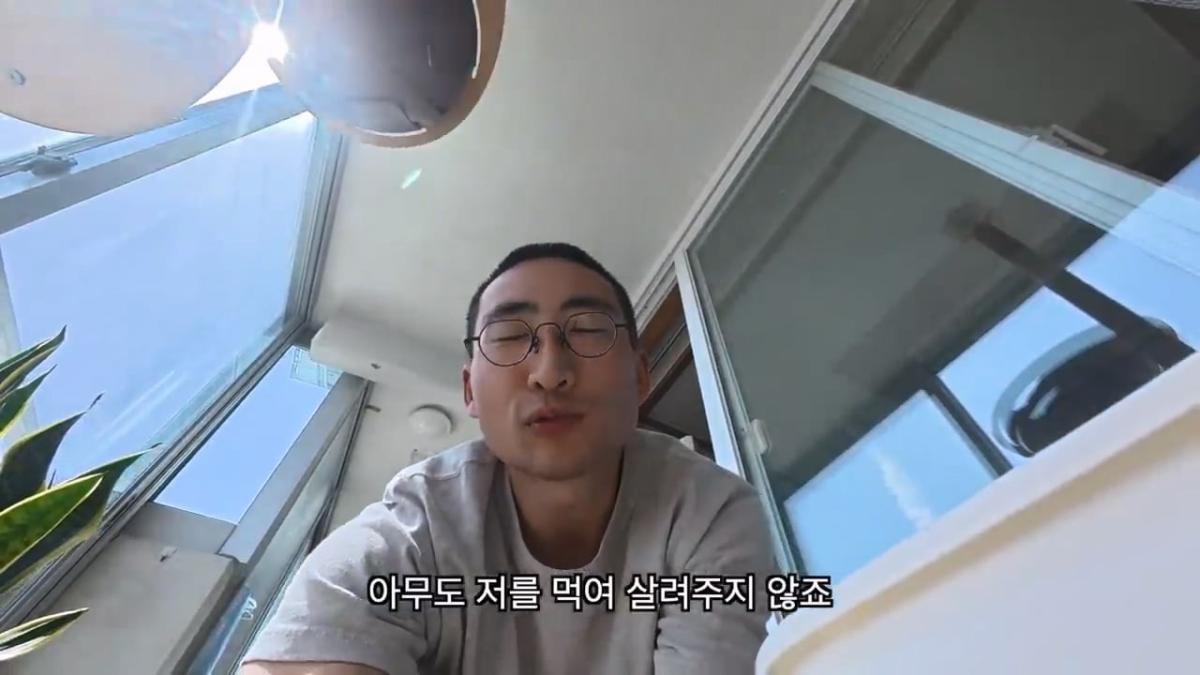 전재산 95만원, 서울 1평 고시원 입성기.mp4_20260915_150716.242.jpg