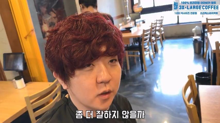 사고로 영구장애 입고 가게위에 숨어 먹고 자는 오타쿠 사장님. 은현장의 골목식당.mp4_20260915_123836.885.jpg