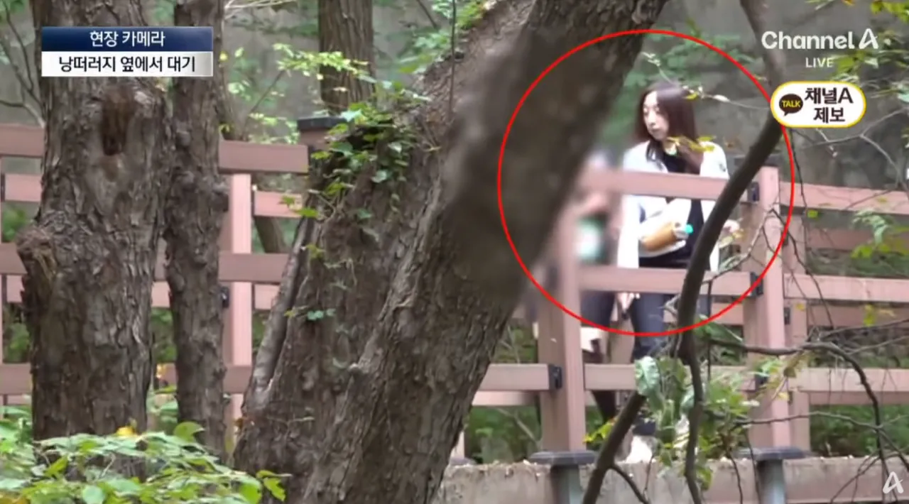 산길 몰려온 러닝족에…등산객 ‘부글부글’ (22).png 산길에 나타나서 등산객들 피햬주는 러너족들