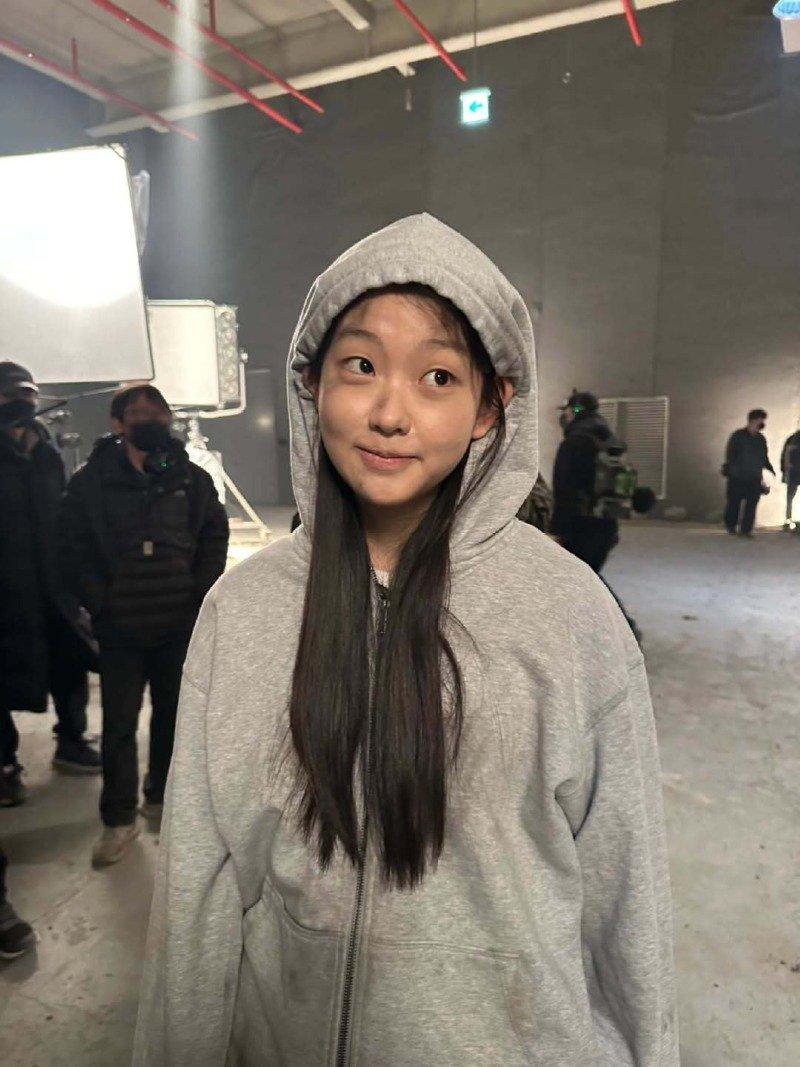 아빠..너무 안와서 그냥 삼촌들이랑만 찍었어#agentkimreactivated #김부장 (10).jpg