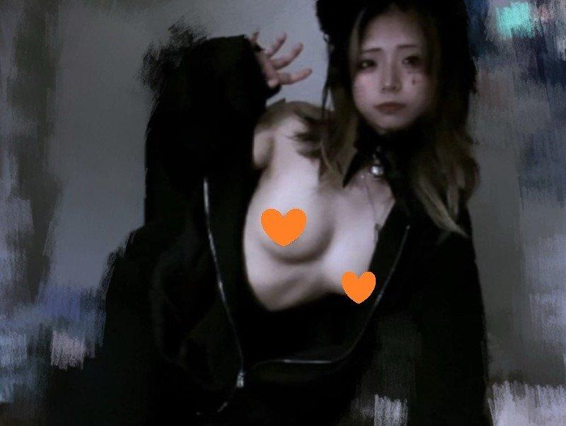 thumb-zioHTfWt_6fde061c8fc78484a442c574f00efb487da62a6c_800x602.jpg