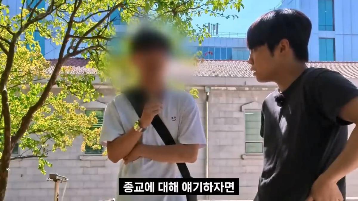 종교는 인간이 만들었다는 서울대생, 목사는 답할 수 있을까.mp4_20261001_152511.080.jpg
