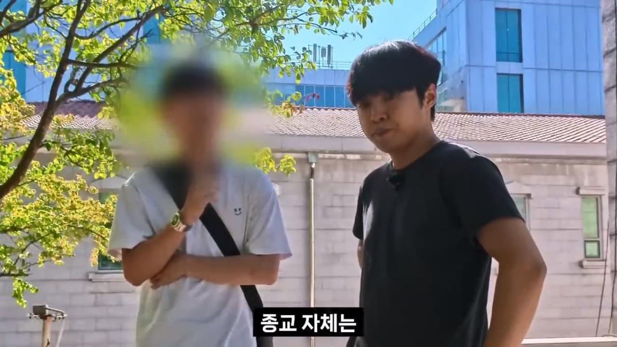 종교는 인간이 만들었다는 서울대생, 목사는 답할 수 있을까.mp4_20261001_152646.105.jpg