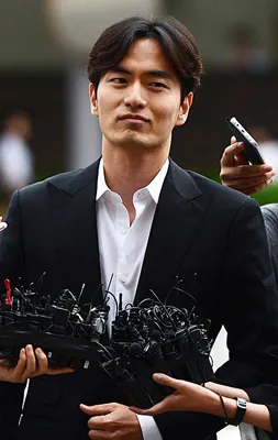 image.png 다시보는 이진욱 무고녀 유혹 수준 ㄷㄷ