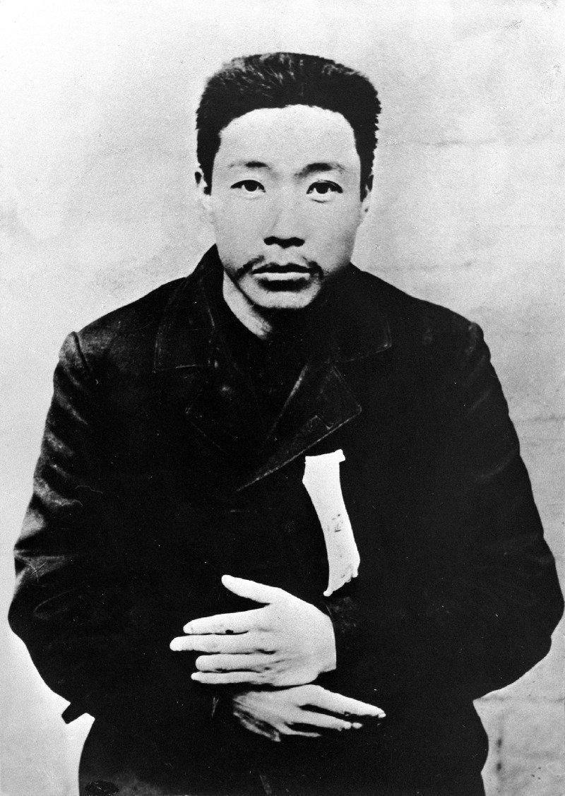 2041933533_zJtSGZcU_75FluNMaYhEejrg4.jpg