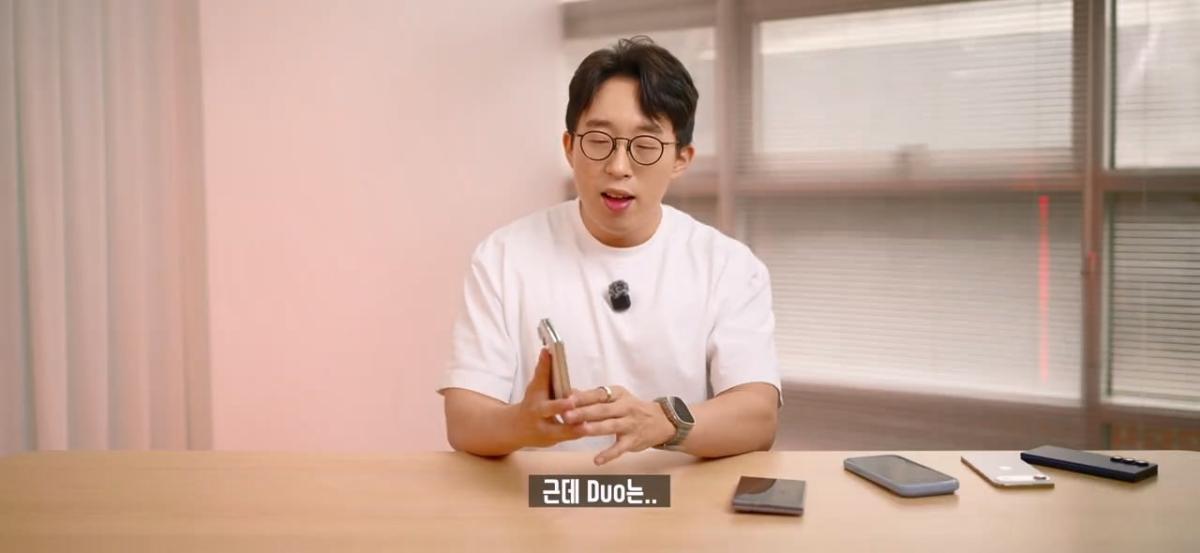 역대급 가격 329만원. 애플 아이폰 듀오 일주일 사용기!.mp4_20261026_113136.652.jpg