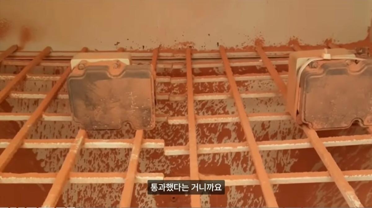 Screenshot_20261030_225037_YouTube.jpg