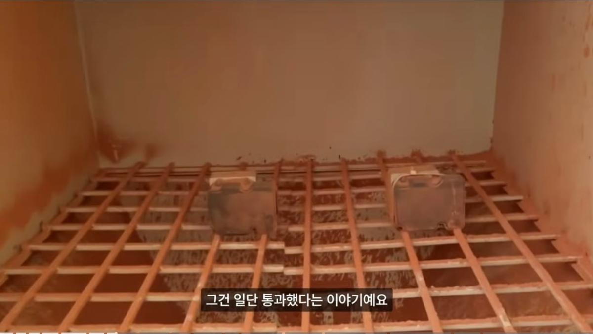 Screenshot_20261030_225018_YouTube.jpg